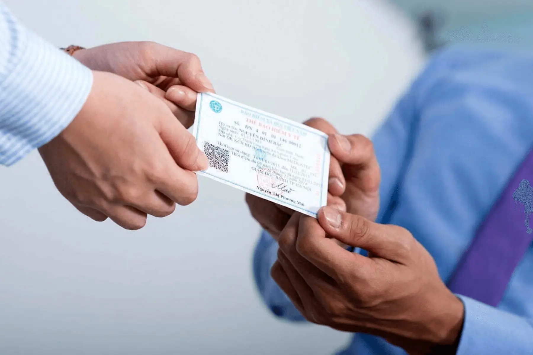 Chính thức thay đổi mức đóng BHYT hộ gia đình từ 1/7/2025: Người dân chú ý