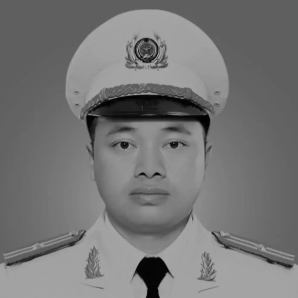Tạm giữ hình sự đối tượng đi xe máy t::ông chiến sĩ CSGT tuvong