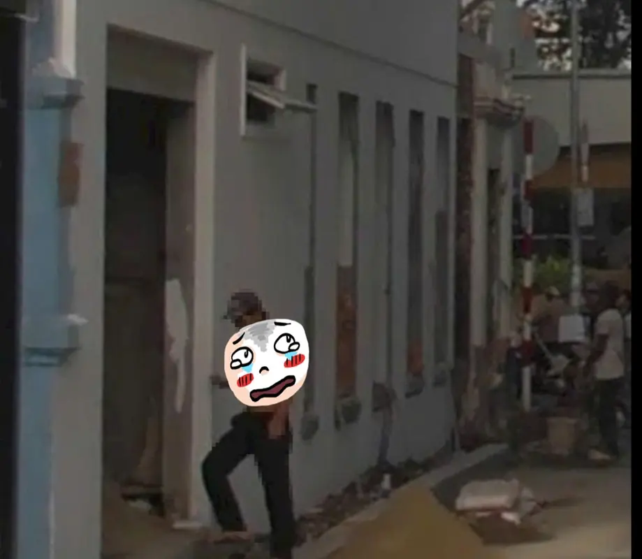Rủi ro không ngờ phía sau trend xem lại nhà cũ trên Google Maps