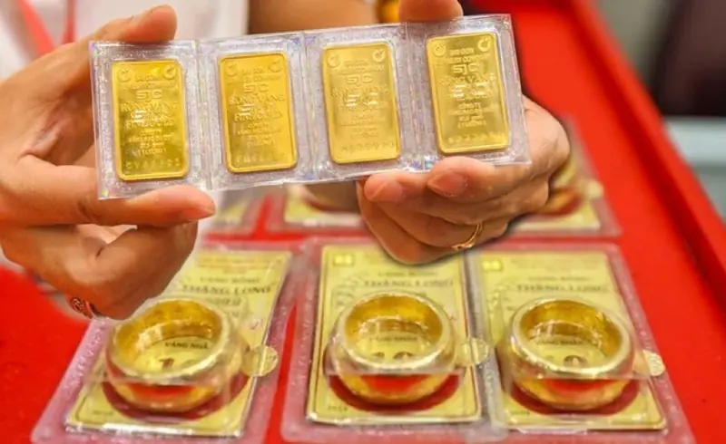 Giá vàng hôm nay sáng 20/7: SJC vẫn neo ở mức cao