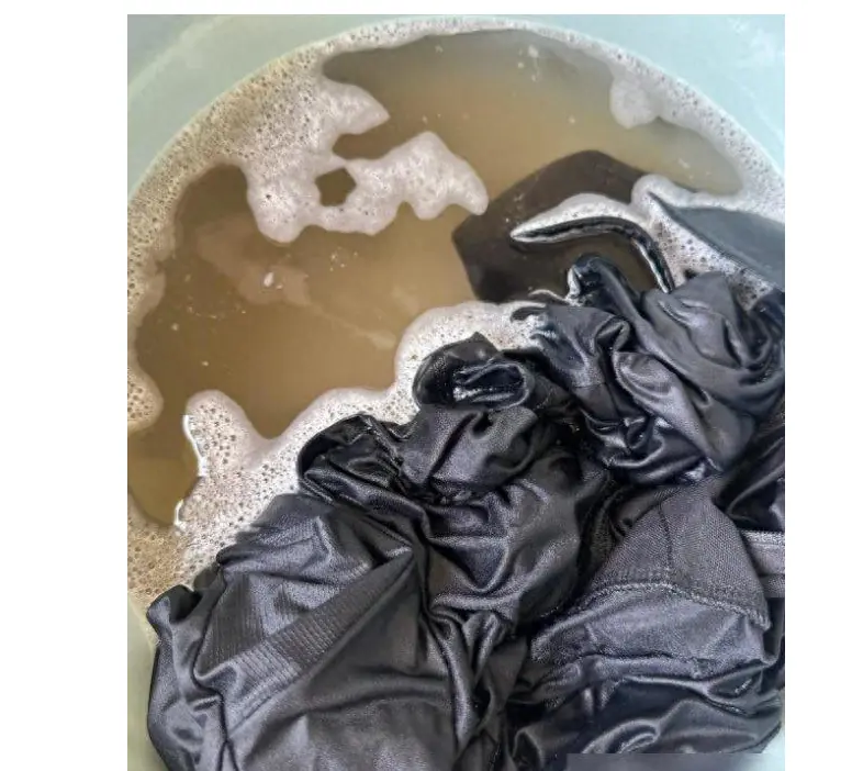 Loại nước giặt này cực độc, nhiều gia đình vẫn dùng hằng ngày mà không hề hay biết!