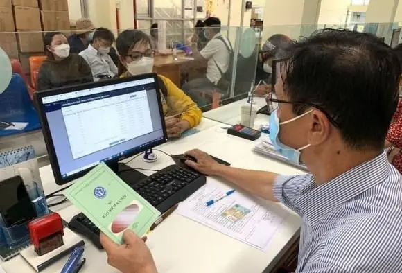 Chưa đủ 15 năm đóng BHXH, đến tuổi nghỉ hưu có được rút một cục không?