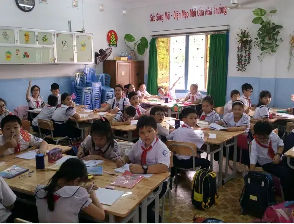 Phụ huynh 'dậy sóng' khi nghe các trường tiểu học thông báo dừng bán trú