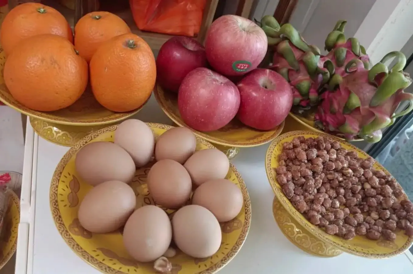 Trái cây trên bàn thờ: Nên bày mấy quả, số lẻ hay số chẵn để hút lộc, tránh tổn h:ạ::i phúc khí?