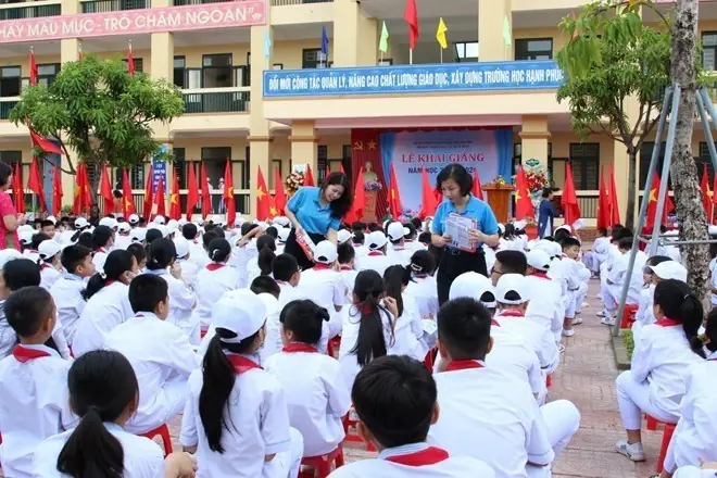 Đóng BHYT chưa đầy 100k/tháng, nữ sinh Hà Nội được thanh toán gần 1 tỷ đồng