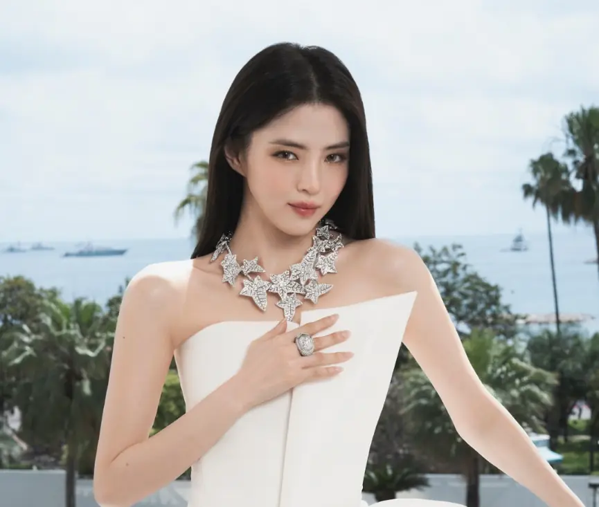 "Trà xanh" Han So Hee ê chề: Bị ghẻ lạnh thảm thương, fan meeting ế vé đến nỗi phải hủy bỏ hàng loạt