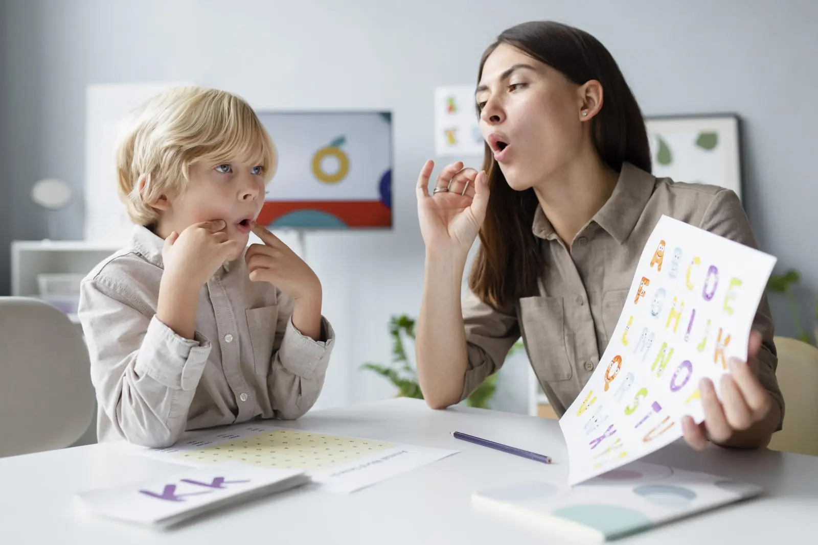 Dấu hiệu của 1 em bé có năng khiếu học giỏi các môn ngôn ngữ, ngoại ngữ