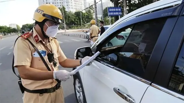 Từ 2025: Người đi ô tô sẽ bị phạt nặng nếu tự ý lắp thiết bị này trên xe, tài xế biết để gỡ bỏ ngay