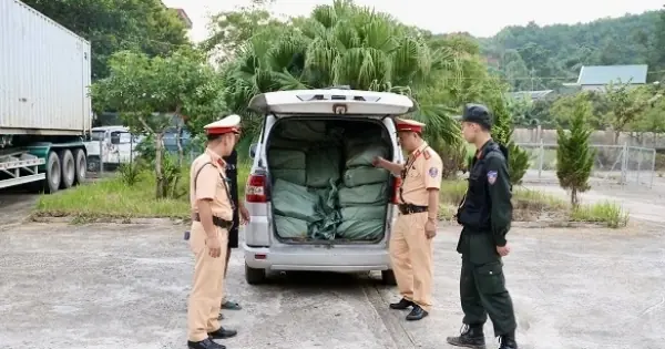 Chở hàng hóa bằng xe ô tô chở người có bị phạt không?