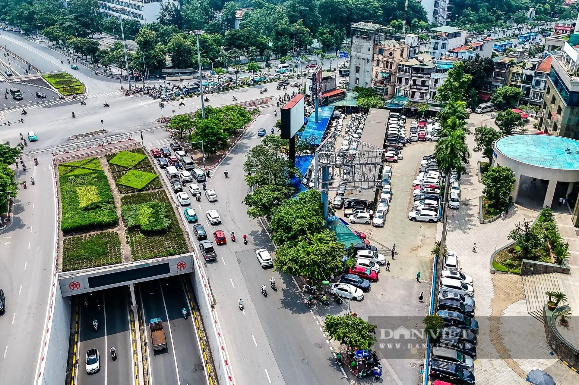 Hà Nội: Đề xuất gần 1.400 vị trí lắp đặt trạm sạc xe điện, chuẩn bị cho lộ trình cấm xe máy xăng