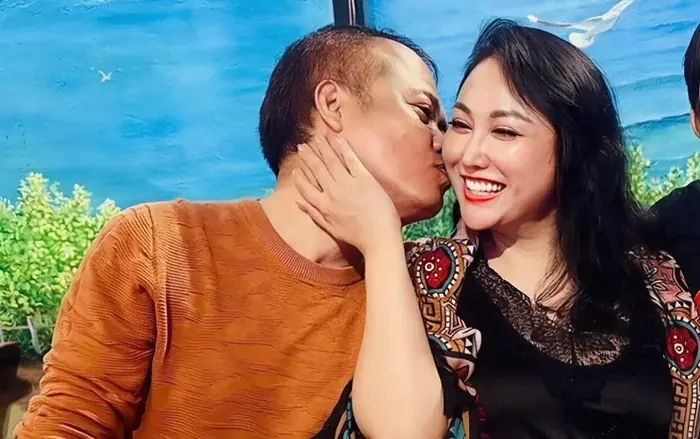 Nữ diễn viên Việt tổ chức đám cưới lần 3, nhiều khán giả chúc phúc