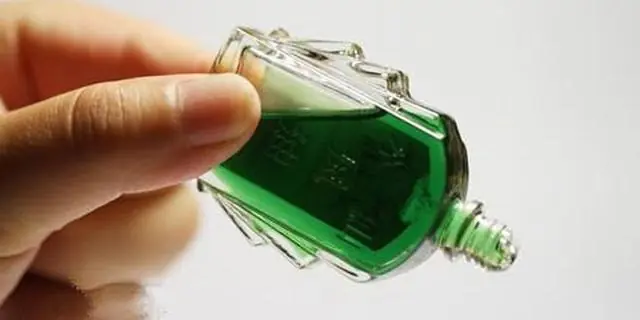 Bôi dầu gió vào 2 điểm này trước khi đi ngủ: Cơ thể lúc nào cũng khỏe re, không lo bệnh tật