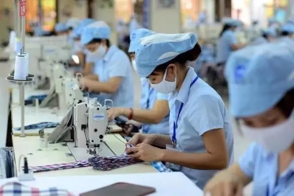 Tin vui cho người lao động: Làm 8 tiếng, lễ Tết nhận ít nhất 300% lương