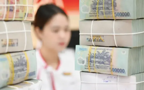 Lãi suất hôm nay 19/9: 'Ồ ạt' tăng lãi suất n:óng b:ỏng, người dân nên gửi tiền ở đâu để sinh lời tốt nhất?