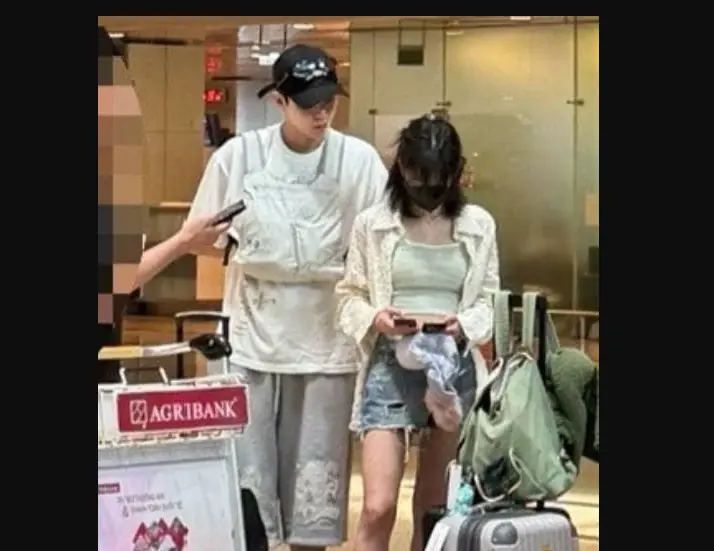 Rộ nghi vấn cặp đôi đình đám showbiz đang bí mật hẹn hò, fan bắt gặp ở sân bay Cam Ranh