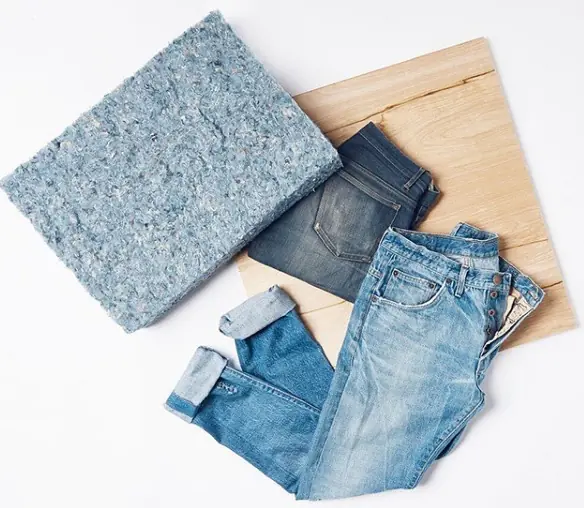 Tái chế vải denim trở thành ngành công nghiệp b:ùng n:ổ khi quần jean được tái sử dụng làm vật liệu cách nhiệt cho nhà ở