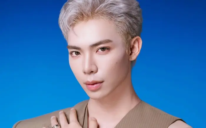 Erik bất ngờ vướng tin đồn khó đỡ