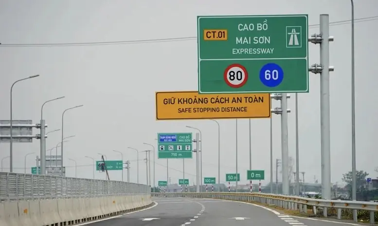 Thống nhất biển báo lý trình trên cao tốc Bắc – Nam