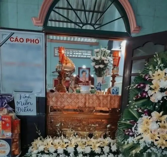 Tang thương tại ngôi nhà của người phụ nữ qua đời sau khi bị cướp giật điện thoại: Mẹ đau đớn kể khoảnh khắc cuối cùng