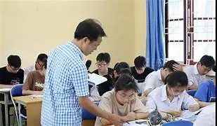 Dự kiến giáo viên vi phạm dạy thêm ngoài nhà trường bị phạt đến 20 triệu đồng