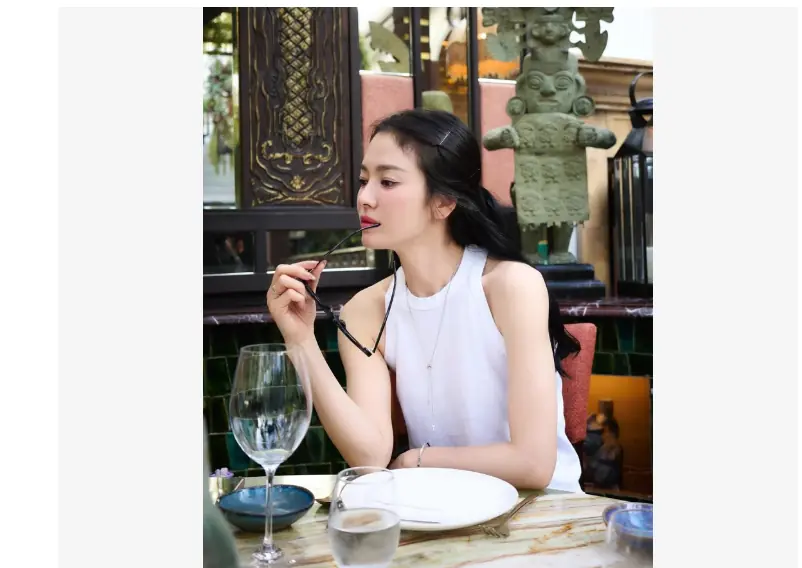 Song Hye Kyo hiếm hoi tiết lộ về cuộc sống hiện tại, nhấn mạnh đến chuyện trong quá khứ