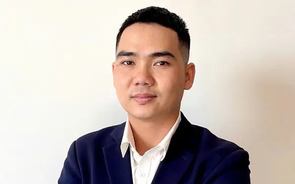Dụ hàng trăm nghìn người mở thẻ tín dụng, rút 800 tỷ đồng