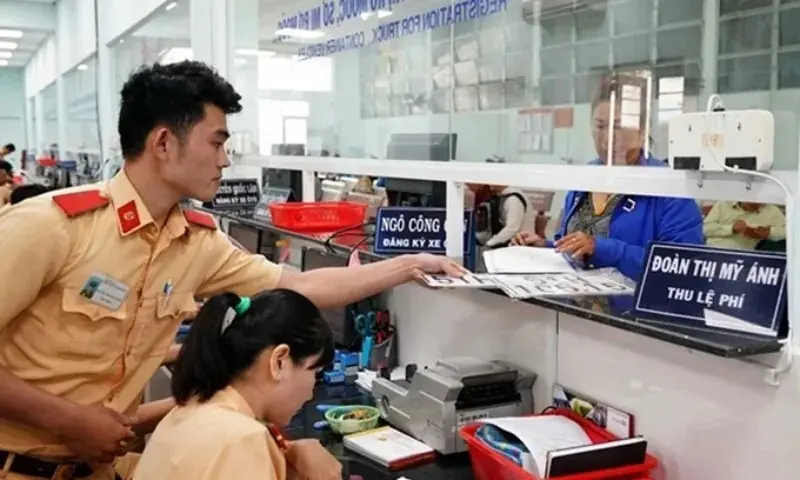 Từ nay đến 31/12/2025: 6 trường hợp cần đi cấp đổi lại Đăng ký xe nếu không sẽ bị xử ph:ạt, ai cũng cần biết
