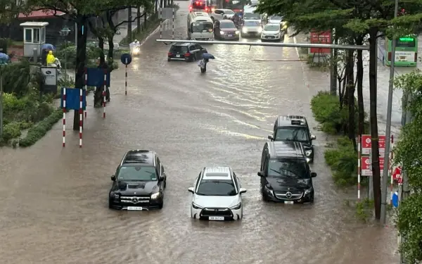Bão Bualoi vừa tan đã xuất hiện 'mầm mống' bão số 11, miền Bắc lại sắp mưa lớn