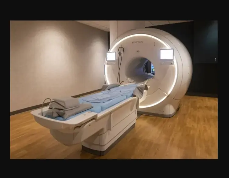 Người đàn ông tu:vong khi bị h:út vào máy chụp cộng hưởng từ (MRI)