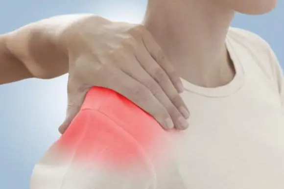 Nếu 3 bất thường này xuất hiện ở vai bạn, đó có thể là dấu hiệu của bệnh UT, hãy đến bệnh viện để kiểm tra ngay lập tức