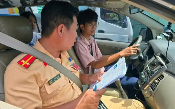 Thông báo nóng liên quan tới giấy phép lái xe của tất cả người dân