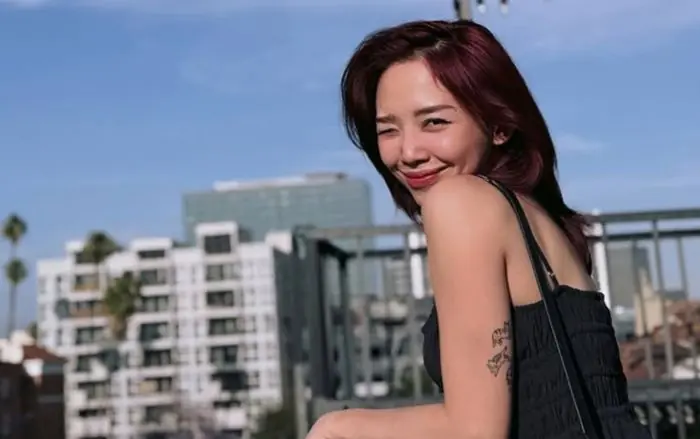 Những bức ảnh lạ kỳ của Tóc Tiên