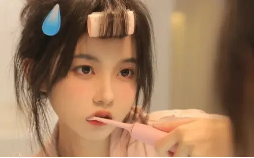 5 bất thường khi đ:ánh 🦷 tưởng chẳng đáng lo nhưng rất có thể do UT đang "lớn nhanh như thổi"