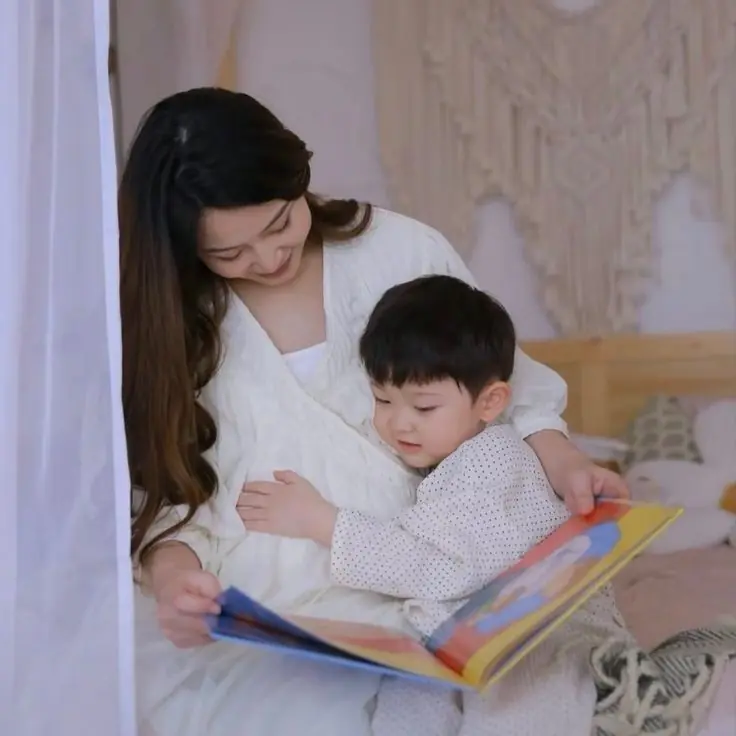 Trẻ chậm nói nhưng có 6 biểu hiện này là con rất thông minh, mẹ có thể yên tâm