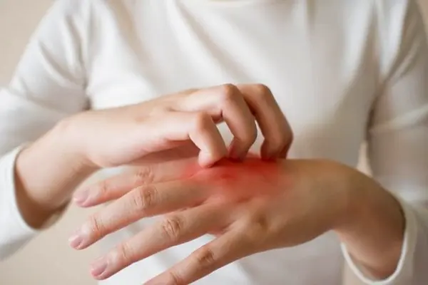 Bị ngứa vào ban đêm, người phụ nữ đi khám mới biết chỉ còn sống được 8 tháng