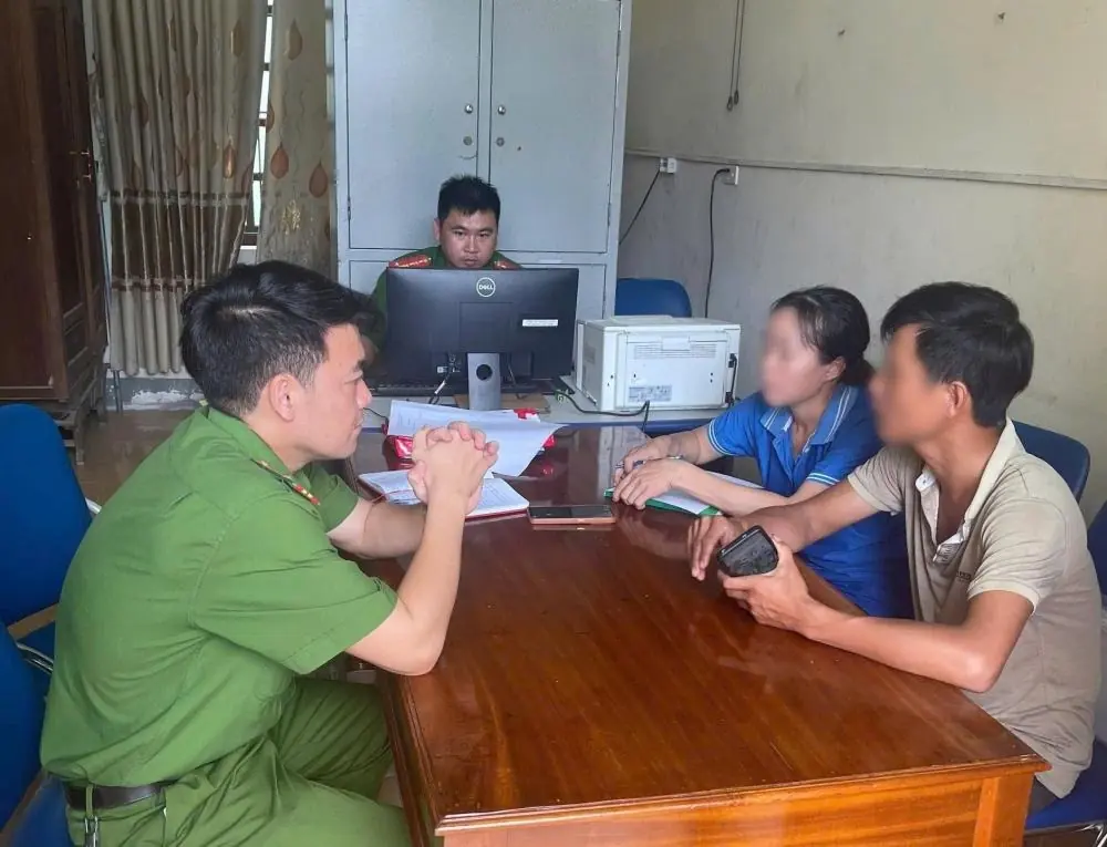 Công an cảnh báo khẩn phụ huynh toàn quốc về vấn đề đăng ký thường trú