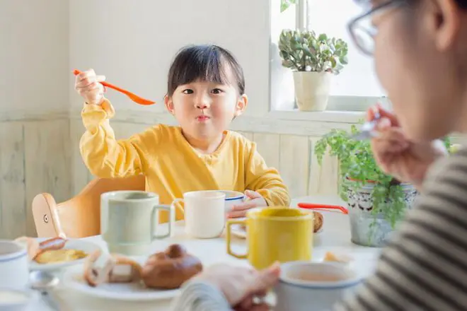 6 món ăn gây "ức chế" sự phát triển chiều cao của trẻ nhỏ, cha mẹ cho con ăn càng ít càng tốt