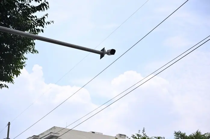 Số vụ vượt đèn đỏ, không đội mũ bảo hiểm ở TP HCM giảm sâu khi có camera AI