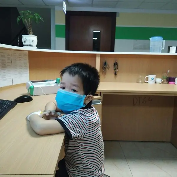Bé trai 4t liên tục nôn, sốt cao, đi khám phát hiện v:i::êm não vì lý do không ngờ