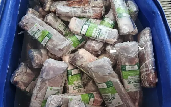 Bơm tinh chất tạo vân mỡ 'phù phép' 14 tấn thịt trâu thành thịt bò Nhật WAGYU