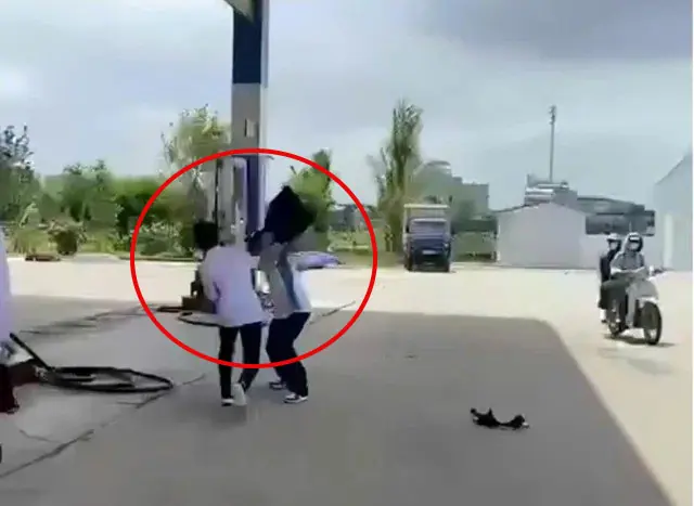 Thông tin mới nam sinh lớp 12 bị bạn cùng trường  🔪 tuv0g