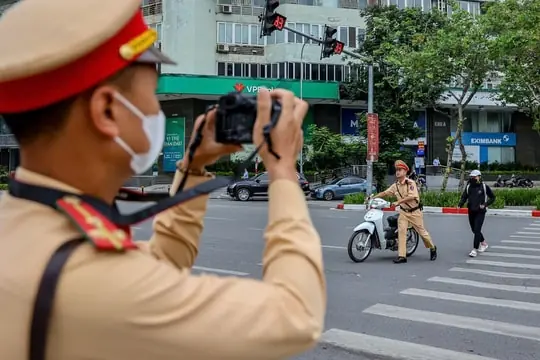 Người đi xe máy không nộp phạt nguội bị xử lý thế nào?