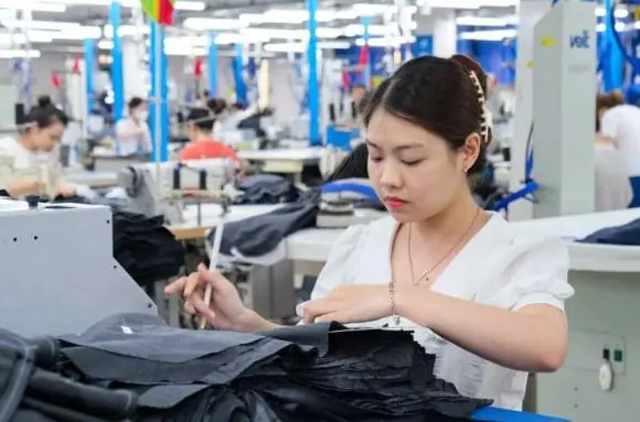 Hơn 1 tháng nữa: Người lao động thất nghiệp được nhận trợ cấp gấp 5 lần lương tối thiểu, cơ hội hưởng quyền lợi