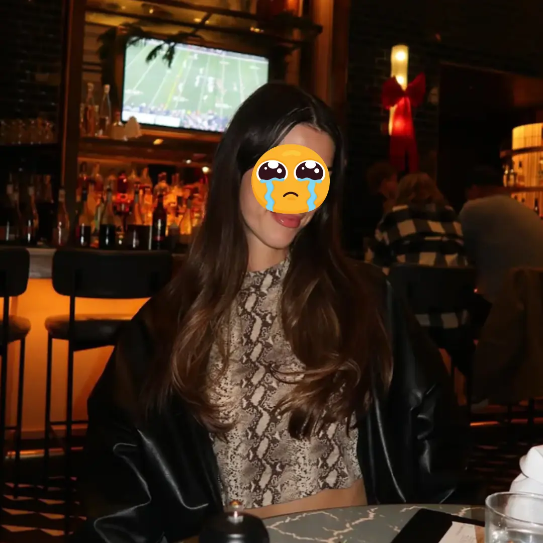 Nữ diễn viên nổi tiếng đột ngột qua đời ở tuổi 23 vì mắc bệnh hiếm, showbiz bàng hoàng