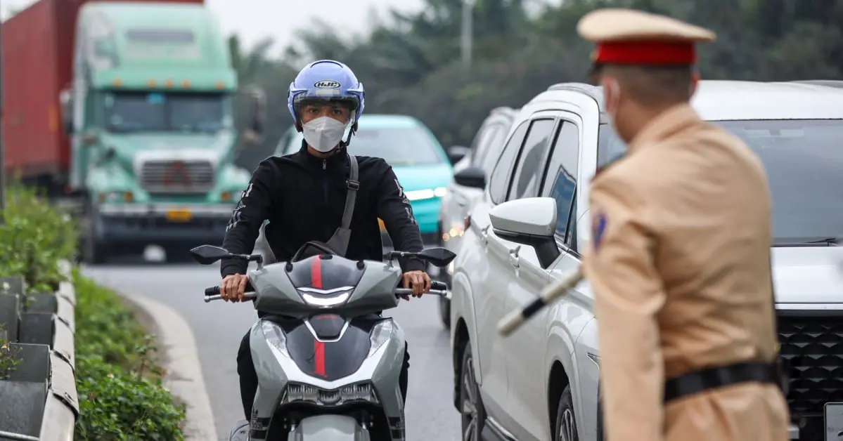 Mức phạt lỗi xe máy không chính chủ năm 2025 theo Nghị định 168 là bao nhiêu?