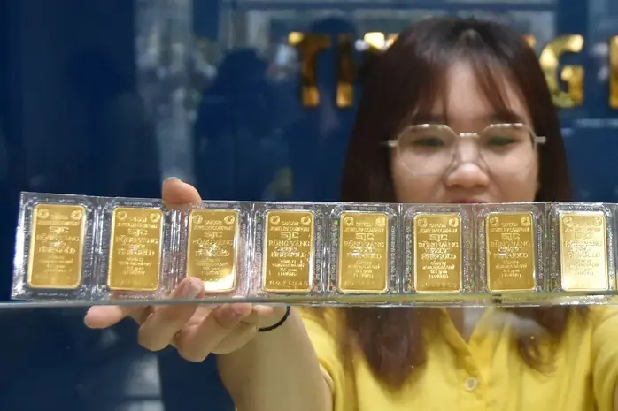 Giá vàng Việt Nam cao hơn thế giới 21 triệu đồng/lượng