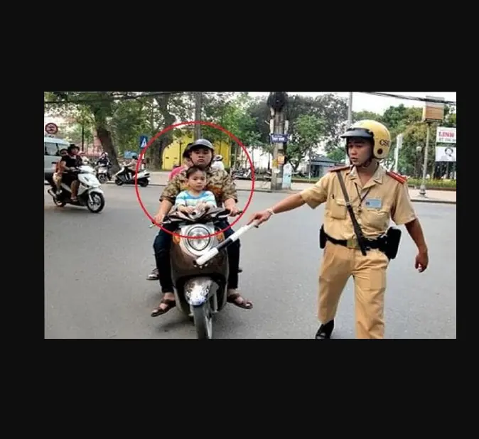 Những lỗi vi phạm giao thông về hành vi chở trẻ em bắt đầu bị xử phạt từ ngày 1/1/2026