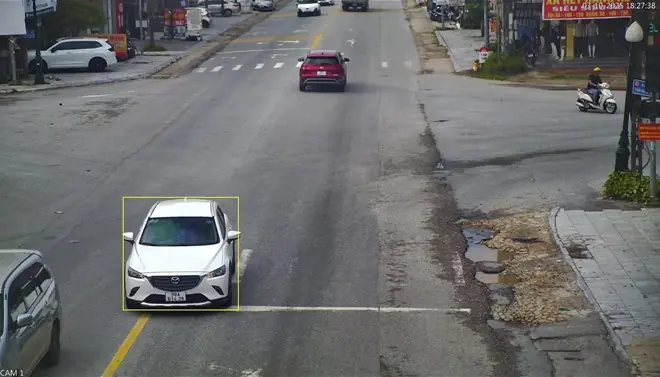 Phạt nguội nhiều chủ xe lỗi đè vạch