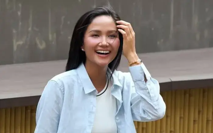 H'Hen Niê tái xuất với loạt ảnh đời thường rạng rỡ