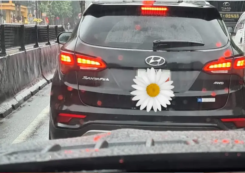 Có nên tăng mức phạt đối với hành vi che biển số xe?